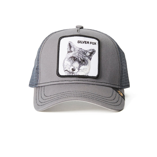 Silberne Trucker-Cap mit grauem Fuchs-Patch und Mesh-Rückseite.