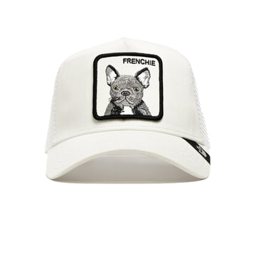 Weiße Trucker-Cap mit schwarzem Bulldoggen-Patch und Schriftzug "Frenchie" vorne.