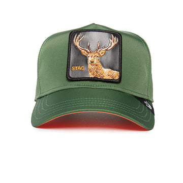 Grüne Goorin Cap mit aufgenähtem Hirsch-Patch und leicht gebogenem Schirm.
